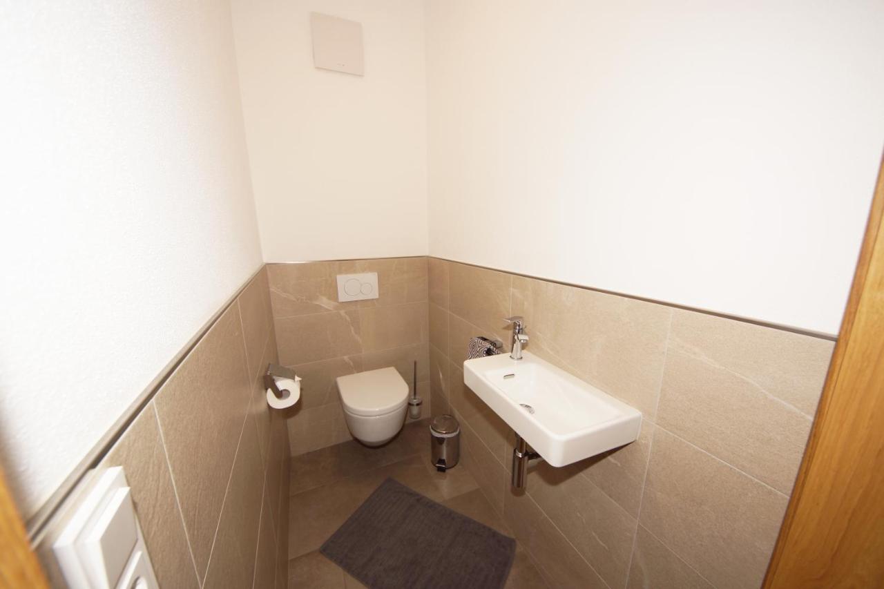 Viktoria Apartament *
